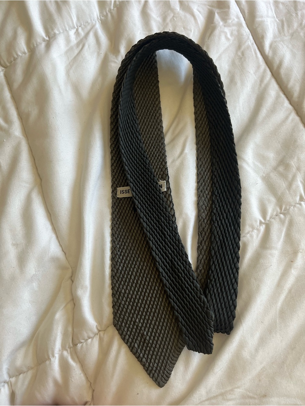 Issey Miyake Men's Black Knit Tie - Classic Textured Styling - Picture 5 of 5